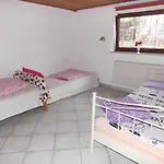 Souterrain Monteur Arbeiter 2-zimmer شقة *