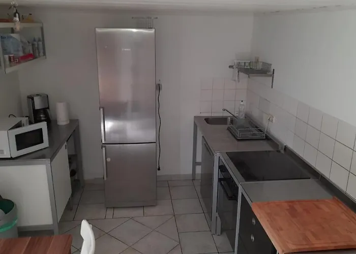 Souterrain Monteur Arbeiter 2-zimmer * Kassel