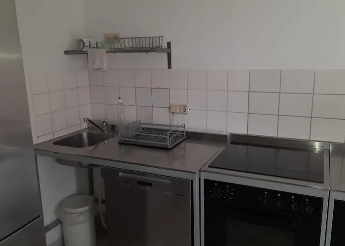 Appartamento Souterrain Monteur Arbeiter 2-zimmer *