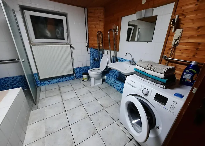 Souterrain Monteur Arbeiter 2-zimmer *